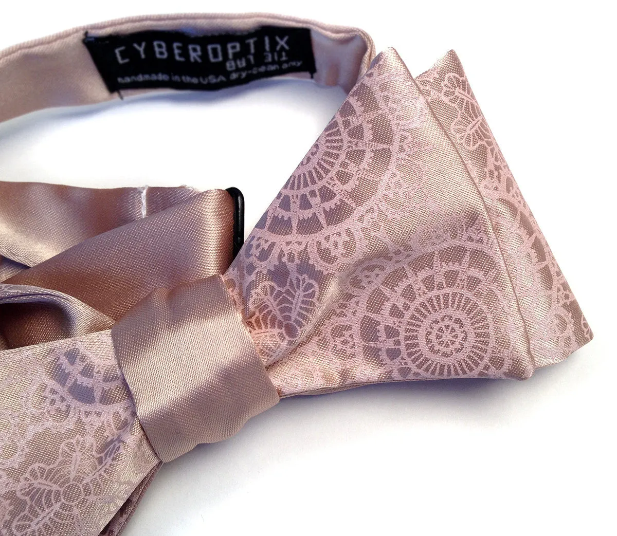Cottage Lace Bow Tie
