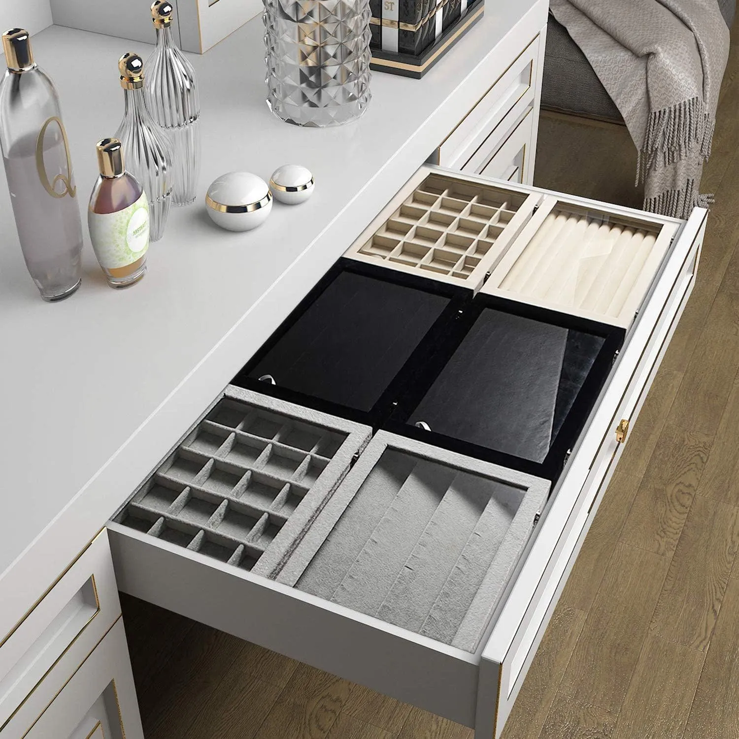 Frebeauty Earring Organizer Tray with Clear Lid 64 Slots Velvet Drawer Insert Earring Storage box with Transparent Glass lid Jewelry Display Case Store Showcase Gifts for Women(Beige, Earrings)