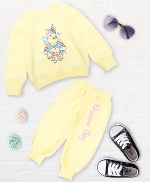 Girls Printed T-Shirt With Pyjamas