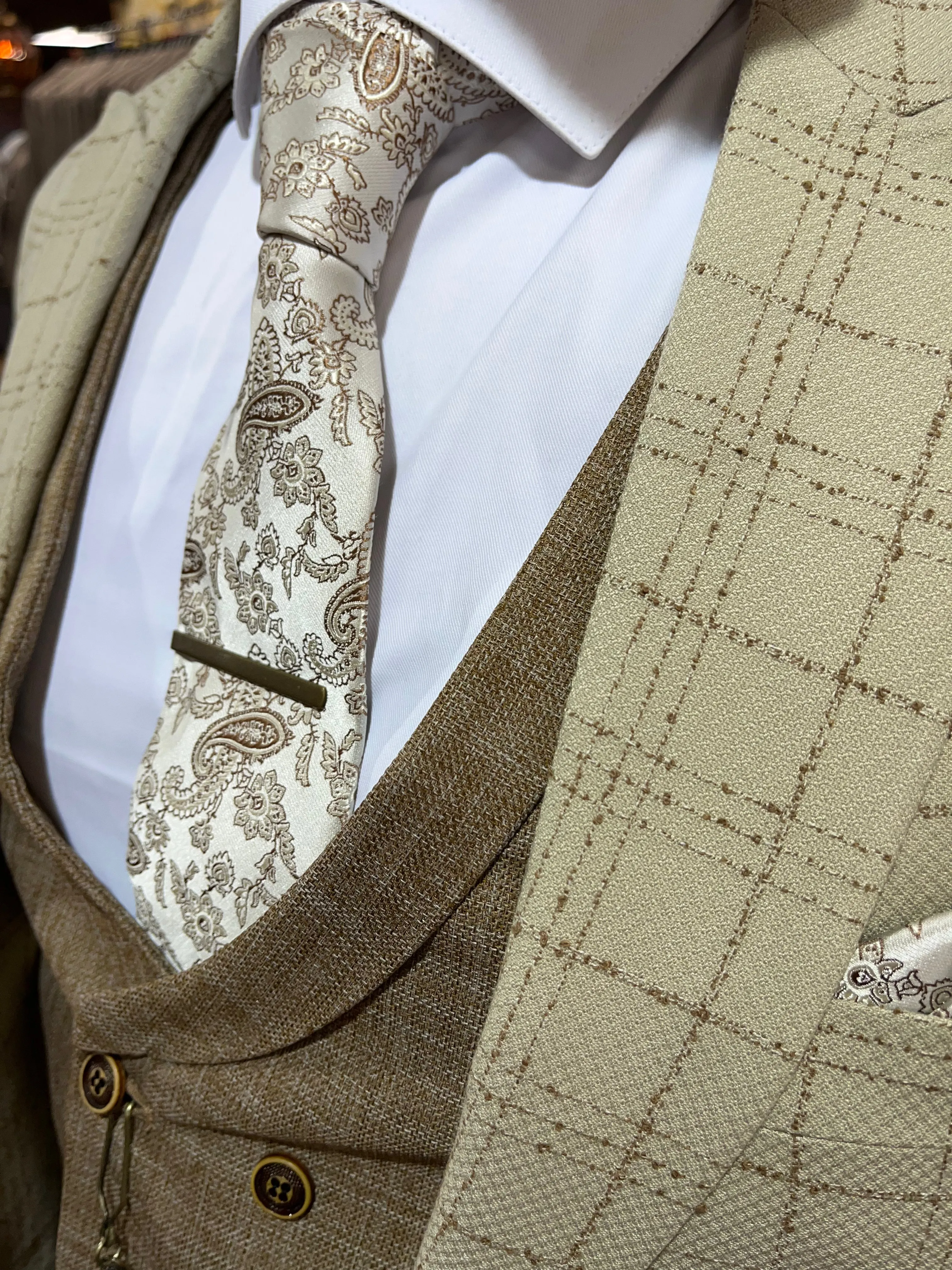 Haaland - Beige/Brown 3 Piece Suit