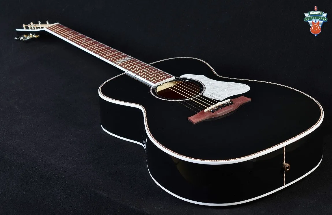 Seagull Artist Tuxedo Black Anthem EQ
