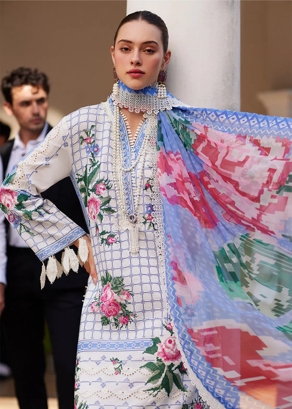 Te Amo Luxury Lawn '24 by Mushq | BELLA BELLEZA