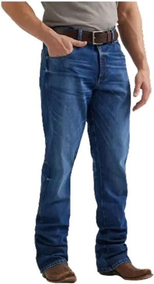 Wrangler Men's Free to Stretch Relaxed Fit Bootcut Jean