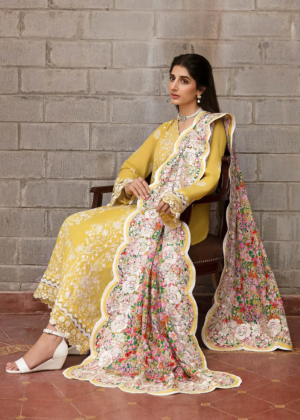 Yellow Luxury Lawn Suit | Zaha | Festive Lawn '23 | FERESHTEH - ZF23-01