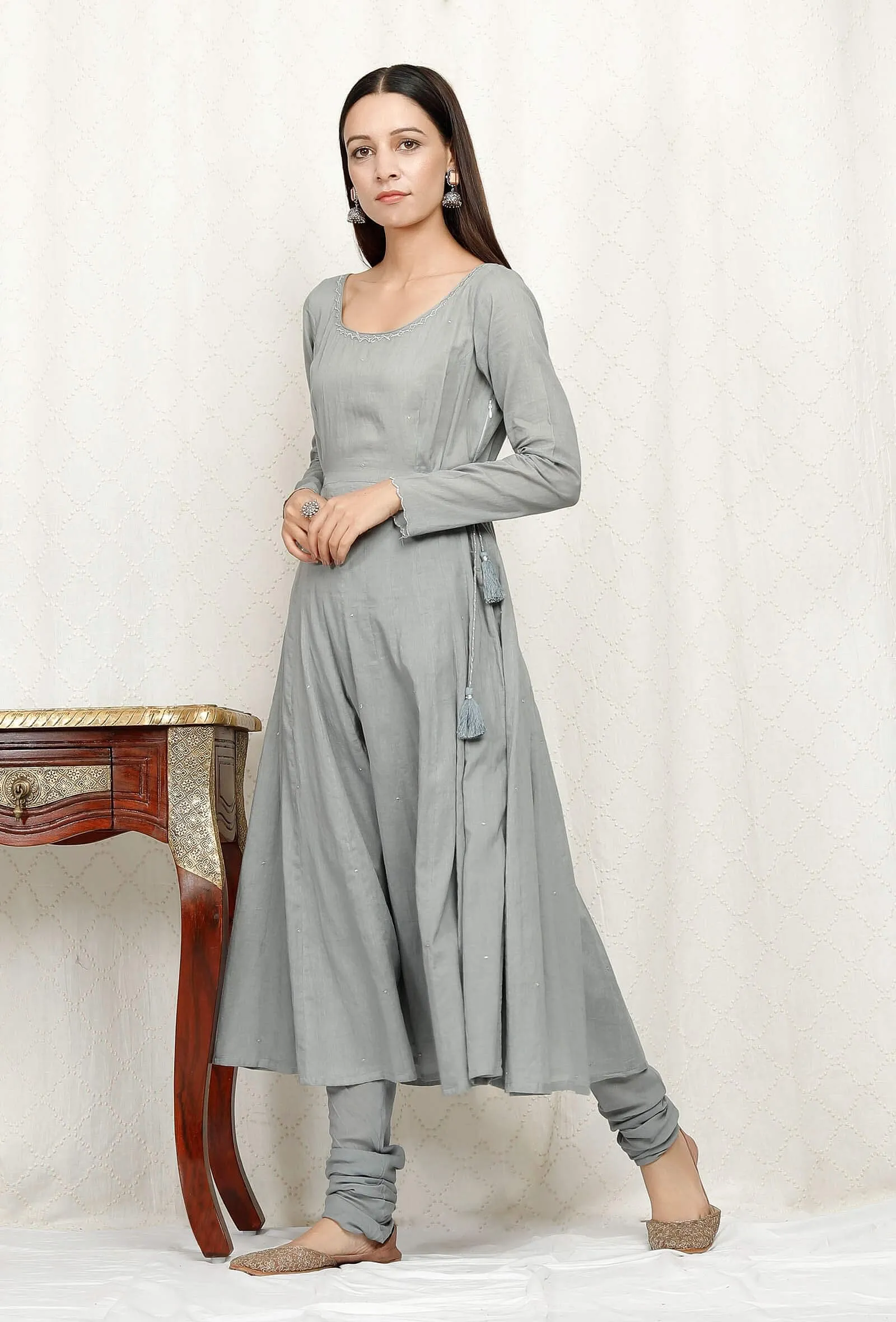 Zari Embroidered Grey Cotton Kurta